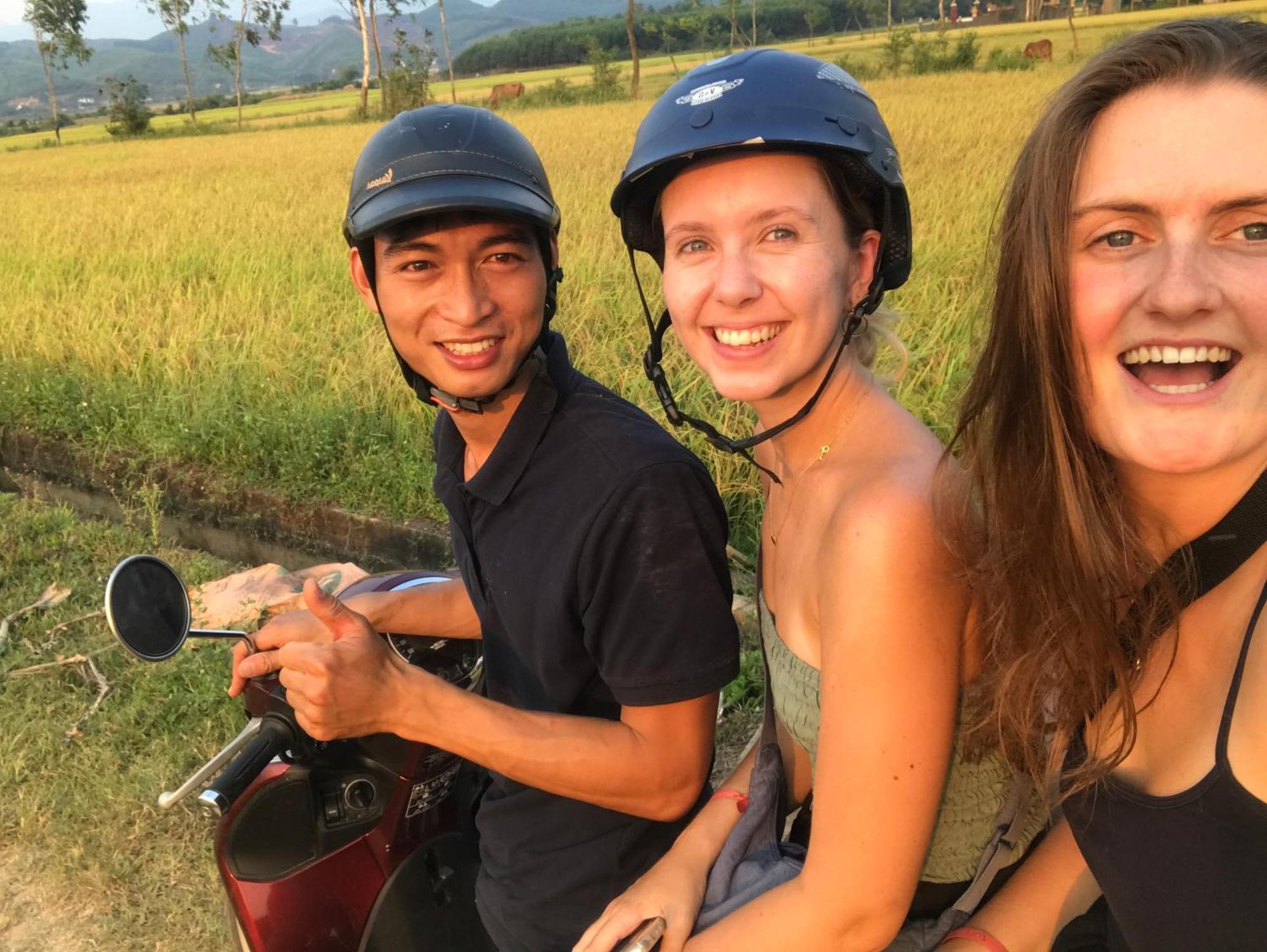 Happy Field Homestay Phong Nha Exterior foto